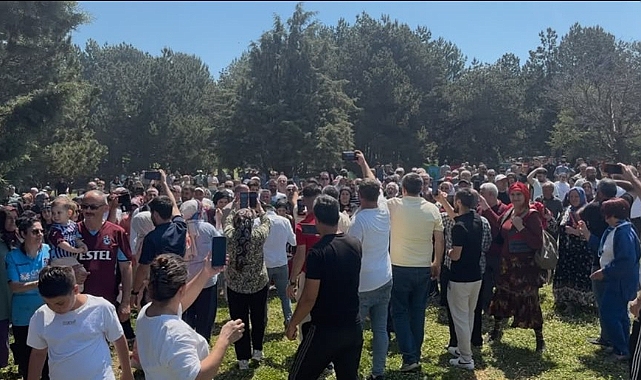 KARADENİZLİLER MANİSA İZMİR ARASINDA BULUNAN SPİL DAĞINDA BULUŞTULAR