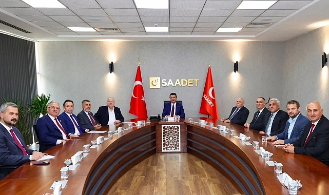 SİYASETTE