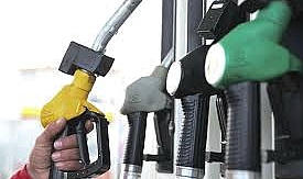 Sürücülerin Gözü Tabelalarda: Motorine Üçüncü İndirim Geldi